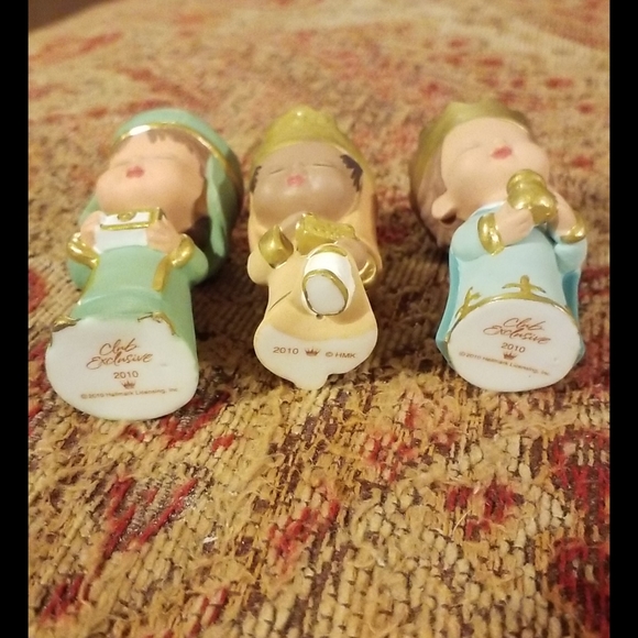 Hallmark Gifts We Bring Mary's Angels - Picture 12 of 16